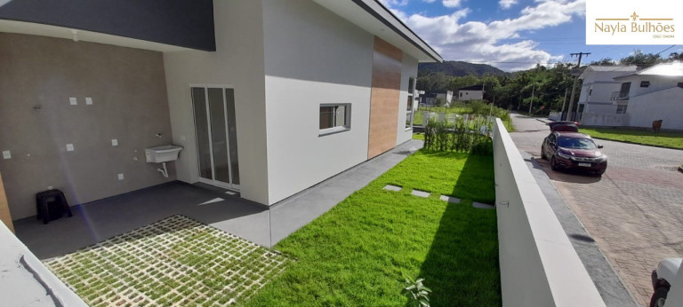Imagem Casa com 3 Quartos à Venda, 114 m² em Forquilhas - São José