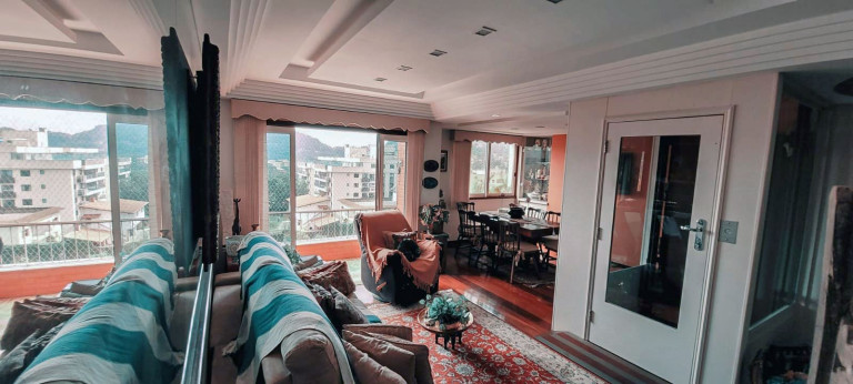 Imagem Imóvel com 6 Quartos à Venda, 221 m² em Alto - Teresópolis Imagem Imóvel com 6 Quartos à Venda, 221 m² em Alto - Teresópolis