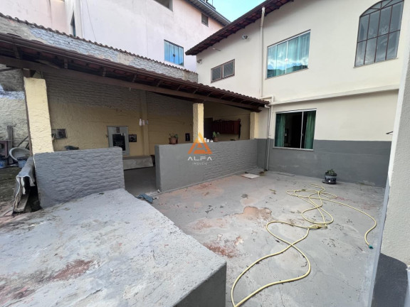 Imagem Casa com 3 Quartos à Venda,  em Santa Cecília - Barbacena