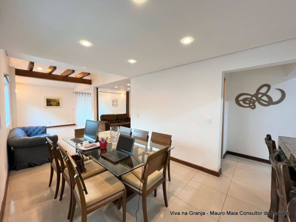 Imagem Casa com 5 Quartos à Venda, 1.200 m² em Petit Village - Cotia Imagem Casa com 5 Quartos à Venda, 1.200 m² em Petit Village - Cotia