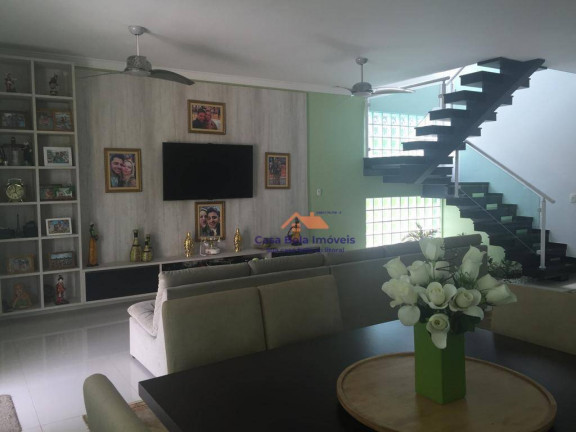 Imagem Sobrado com 5 Quartos à Venda, 300 m² em Solemar - Praia Grande