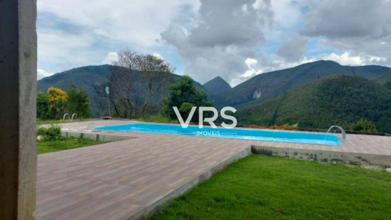 Casa com 6 Quartos à Venda, 220 m² em Albuquerque - Teresópolis