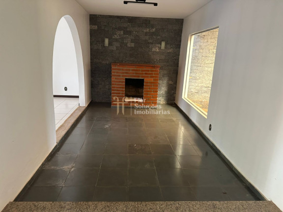 Imagem Sobrado com 5 Quartos à Venda, 630 m² em Centro - Chapada Dos Guimarães Imagem Sobrado com 5 Quartos à Venda, 630 m² em Centro - Chapada Dos Guimarães