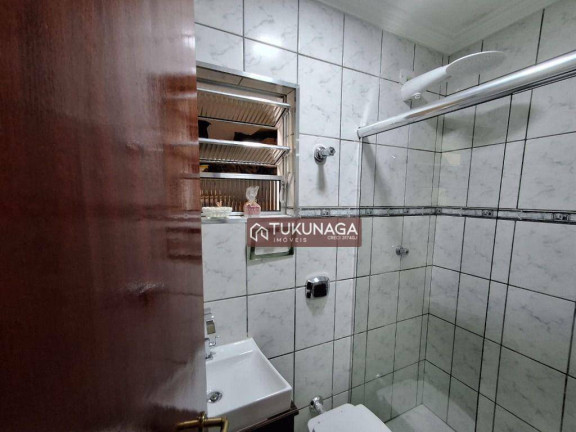 Imagem Casa com 3 Quartos à Venda, 228 m² em Jardim América - Guarulhos