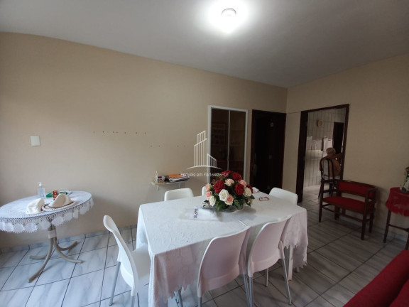 Imagem Casa com 6 Quartos à Venda, 300 m² em Vicente Pinzon - Fortaleza