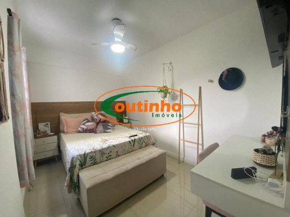 Imagem Apartamento com 3 Quartos à Venda, 77 m² em Tijuca - Rio De Janeiro Imagem Apartamento com 3 Quartos à Venda, 77 m² em Tijuca - Rio De Janeiro