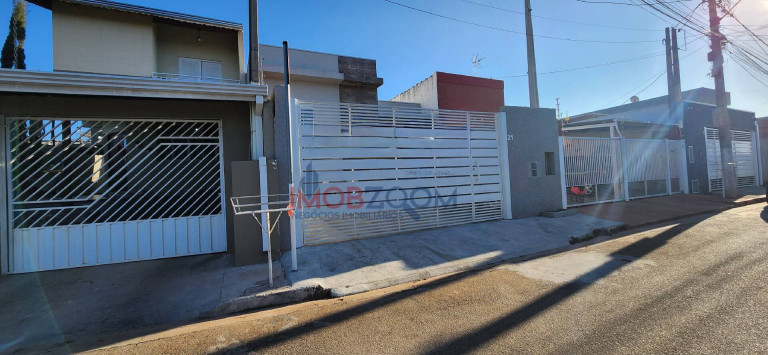 Imagem Casa com 3 Quartos à Venda, 95 m² em Nova Cerejeira - Atibaia Imagem Casa com 3 Quartos à Venda, 95 m² em Nova Cerejeira - Atibaia