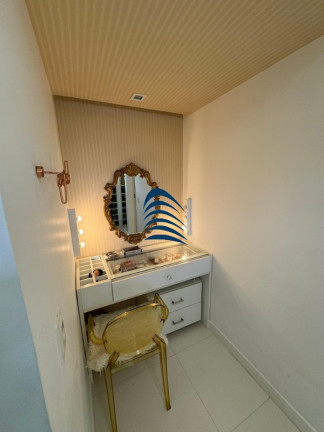 Imagem Casa com 4 Quartos à Venda, 300 m² em Itapuã - Salvador