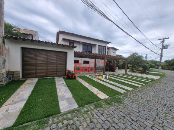 Casa com 5 Quartos à Venda, 800 m² em Passagem - Cabo Frio