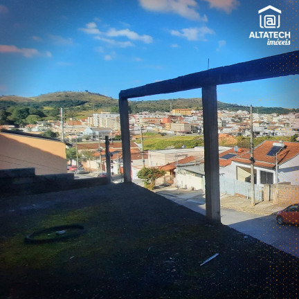 Imagem Casa com 3 Quartos à Venda, 260 m² em Jardim Ipê - Poços De Caldas