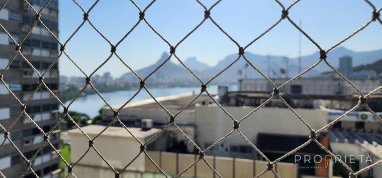 Imagem Apartamento com 2 Quartos à Venda, 72 m² em Lagoa - Rio De Janeiro Imagem Apartamento com 2 Quartos à Venda, 72 m² em Lagoa - Rio De Janeiro