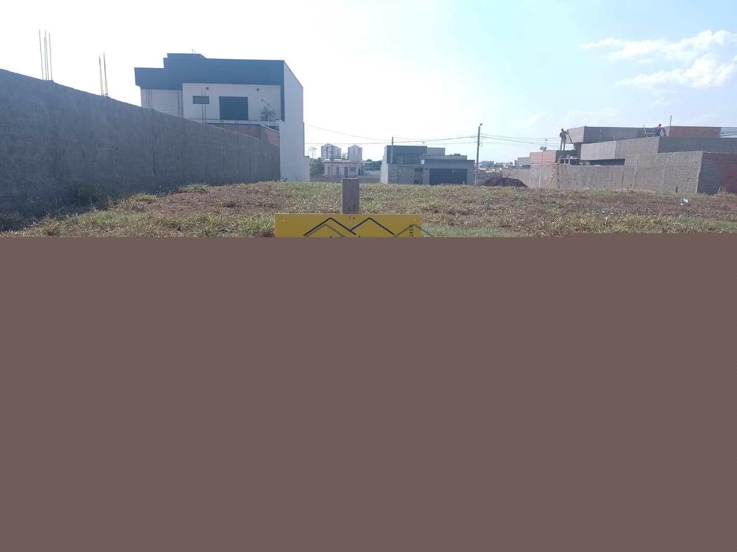 Terreno à Venda, 250 m² em Jardim São João - Pirassununga