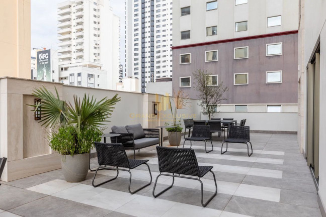 Imagem Cobertura com 3 Quartos à Venda, 229 m² em Centro - Balneário Camboriú Imagem Cobertura com 3 Quartos à Venda, 229 m² em Centro - Balneário Camboriú