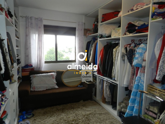 Imagem Apartamento com 3 Quartos à Venda, 178 m² em Nossa Senhora Medianeira - Santa Maria