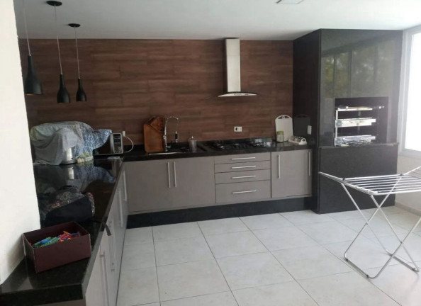 Imagem Casa com 4 Quartos à Venda, 370 m² em Suru - Santana De Parnaíba Imagem Casa com 4 Quartos à Venda, 370 m² em Suru - Santana De Parnaíba