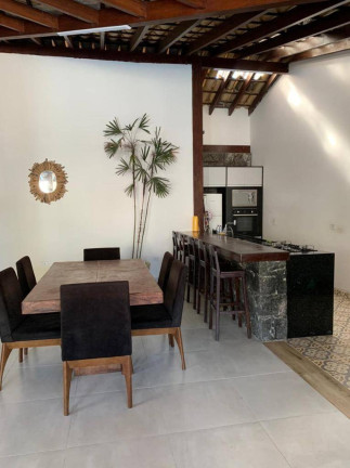 Imagem Casa com 3 Quartos à Venda, 450 m² em Horto Florestal - Ubatuba