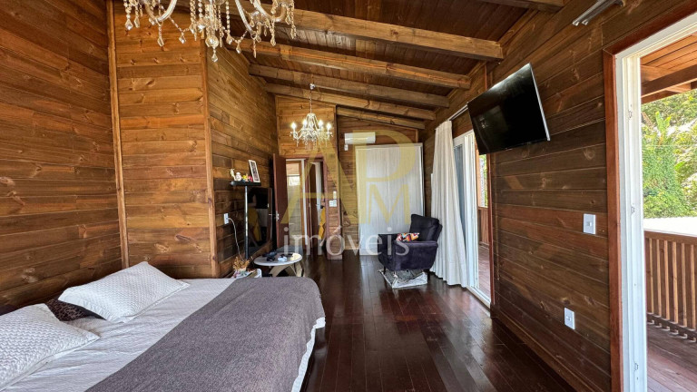 Imagem Casa com 4 Quartos à Venda, 261 m² em São Miguel (guaporanga) - Biguaçu Imagem Casa com 4 Quartos à Venda, 261 m² em São Miguel (guaporanga) - Biguaçu