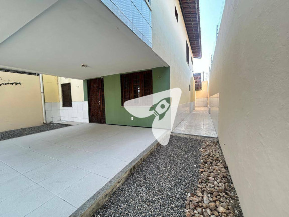 Imagem Casa com 4 Quartos à Venda, 180 m² em Sapiranga - Fortaleza