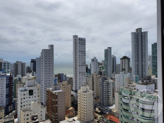 Imagem Apartamento com 3 Quartos à Venda, 195 m² em Centro - Balneário Camboriú