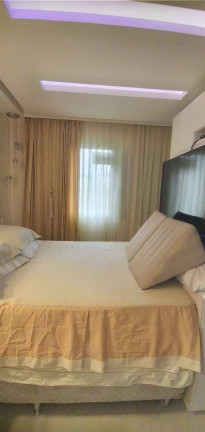 Imagem Apartamento com 2 Quartos à Venda, 88 m² em Centro - Florianópolis Imagem Apartamento com 2 Quartos à Venda, 88 m² em Centro - Florianópolis