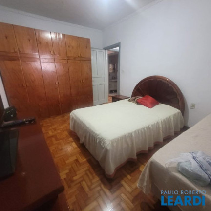 Imagem Casa com 4 Quartos à Venda, 180 m² em Vila Floresta - Santo André Imagem Casa com 4 Quartos à Venda, 180 m² em Vila Floresta - Santo André