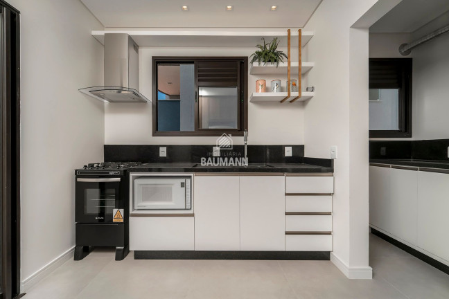 Imagem Apartamento com 2 Quartos para Alugar, 74 m² em Bombas - Bombinhas