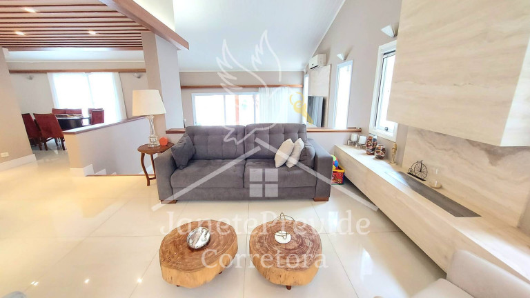 Imagem Casa de Condomínio com 4 Quartos à Venda, 300 m² em Alphaville - Santana De Parnaíba Imagem Casa de Condomínio com 4 Quartos à Venda, 300 m² em Alphaville - Santana De Parnaíba
