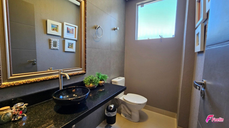 Imagem Casa com 3 Quartos à Venda, 178 m² em Córrego Grande - Florianópolis