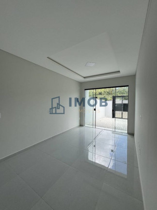 Imagem Casa com 2 Quartos à Venda, 55 m² em Beira Rio - Guaramirim Imagem Casa com 2 Quartos à Venda, 55 m² em Beira Rio - Guaramirim
