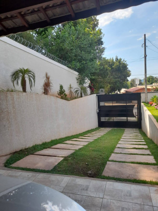Imagem Casa com 4 Quartos à Venda, 1.164 m² em Jardim Estância Brasil - Atibaia