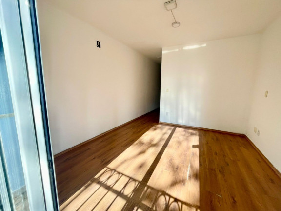 Imagem Casa com 3 Quartos à Venda, 355 m² em Vila Regente Feijó - São Paulo Imagem Casa com 3 Quartos à Venda, 355 m² em Vila Regente Feijó - São Paulo