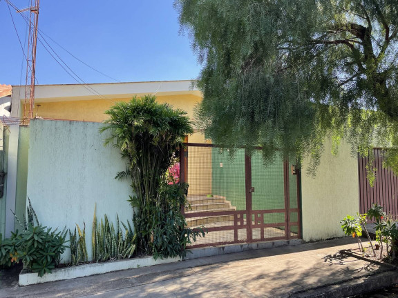 Casa à Venda,  em Centro - Londrina