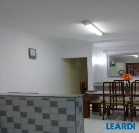 Imagem Sobrado com 3 Quartos à Venda, 256 m² em Campestre - Santo André Imagem Sobrado com 3 Quartos à Venda, 256 m² em Campestre - Santo André
