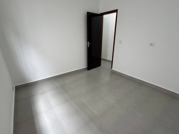 Imagem Casa com 2 Quartos à Venda, em Maracanã - Praia Grande Imagem Casa com 2 Quartos à Venda, em Maracanã - Praia Grande