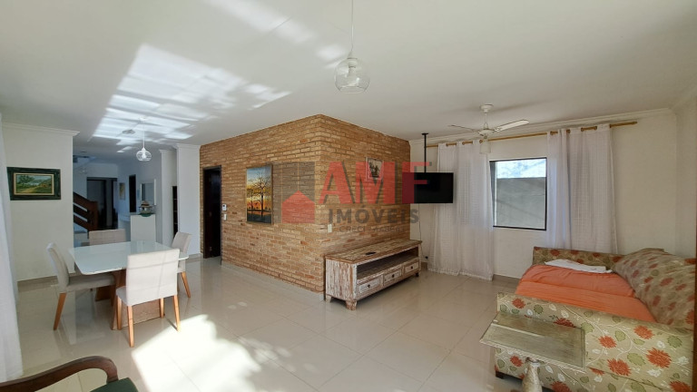 Imagem Sobrado com 6 Quartos à Venda, 326 m² em Cibratel Ii - Itanhaém Imagem Sobrado com 6 Quartos à Venda, 326 m² em Cibratel Ii - Itanhaém