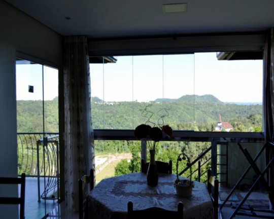 Imagem Imóvel com 3 Quartos à Venda, em Logradouro - Nova Petrópolis Imagem Imóvel com 3 Quartos à Venda, em Logradouro - Nova Petrópolis