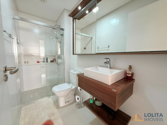 Imagem Apartamento com 2 Quartos à Venda, 68 m² em Abraão - Florianópolis