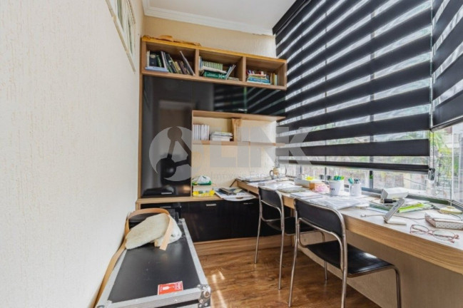 Imagem Casa com 3 Quartos à Venda, 231 m² em Jardim Itu - Porto Alegre