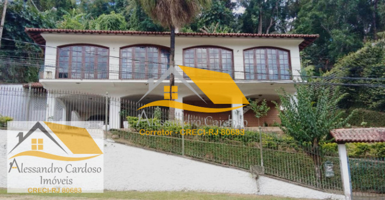 Imagem Casa com 3 Quartos à Venda, 250 m² em Parque São Clemente - Nova Friburgo