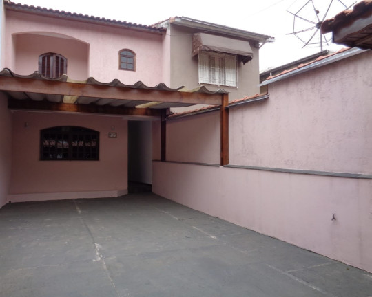 Imagem Casa com 3 Quartos à Venda, 135 m² em Parque Capuava - Santo André