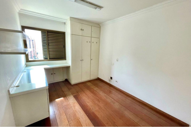 Imagem Imóvel com 4 Quartos à Venda, 133 m² em Aclimação - São Paulo Imagem Imóvel com 4 Quartos à Venda, 133 m² em Aclimação - São Paulo