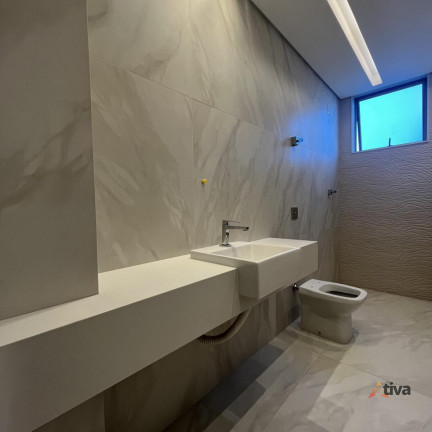 Imagem Apartamento com 3 Quartos à Venda, 144 m²