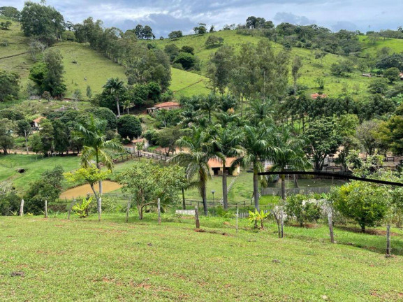 Imagem Chácara com 6 Quartos à Venda, 150.000 m² em Monte Belo - Santa Rita Do Sapucaí