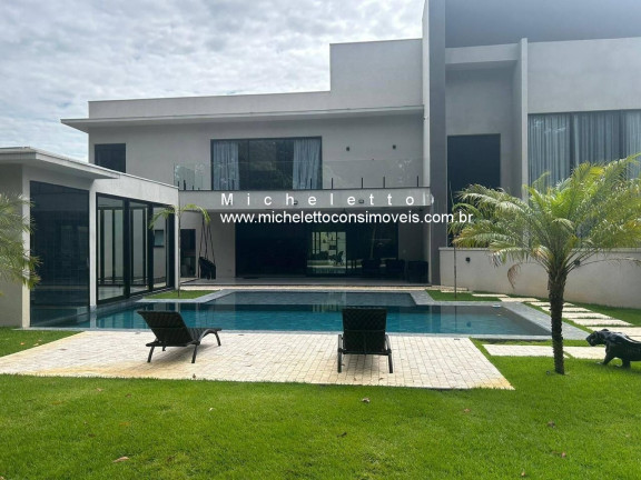 Sobrado com 4 Quartos à Venda, 500 m² em Residencial Quatro (alphaville) - Santana De Parnaíba