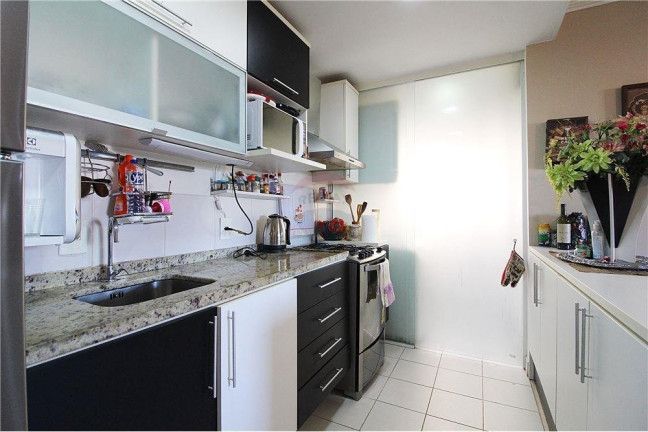 Imagem Apartamento com 3 Quartos à Venda, 68 m² em Jardim Carvalho - Porto Alegre Imagem Apartamento com 3 Quartos à Venda, 68 m² em Jardim Carvalho - Porto Alegre