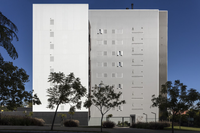 Imagem Apartamento com 2 Quartos à Venda, 79 m² em Passo D'areia - Porto Alegre