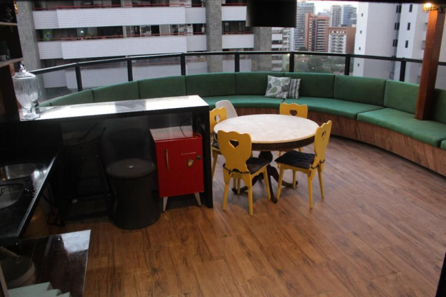 Imagem Cobertura com 4 Quartos à Venda, 400 m² em Meireles - Fortaleza