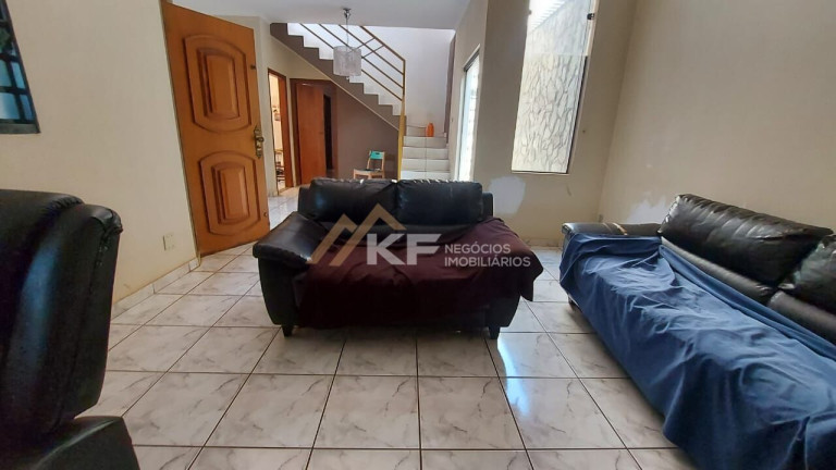 Imagem Casa com 3 Quartos à Venda, 207 m² em Jardim Alexandre Balbo - Ribeirão Preto Imagem Casa com 3 Quartos à Venda, 207 m² em Jardim Alexandre Balbo - Ribeirão Preto