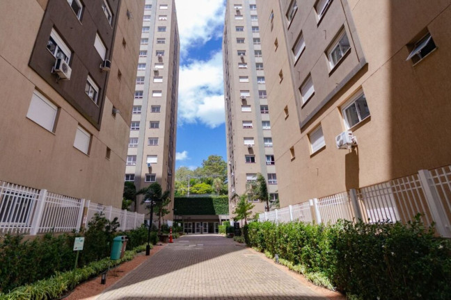 Imagem Imóvel com 2 Quartos à Venda, 75 m² em Jardim Carvalho - Porto Alegre Imagem Imóvel com 2 Quartos à Venda, 75 m² em Jardim Carvalho - Porto Alegre
