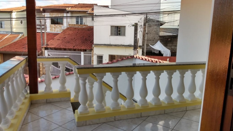 Imagem Sobrado com 4 Quartos à Venda, 250 m² em Vila São José - Taubaté